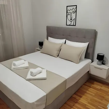 Εlite Αpartment Trikala Appartement Buitenkant foto